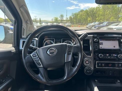 Used 2018 Nissan Titan Platinum Reserve w/ Platinum Utility Package AWD/4WD image 21