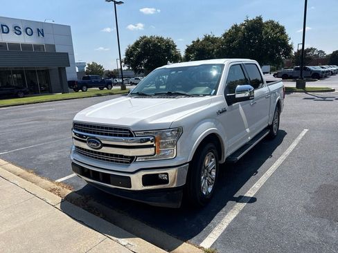 Used 2018 Ford F150 Lariat RWD image 2