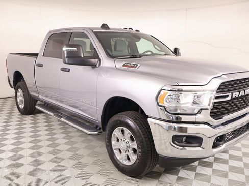 Used 2024 RAM 2500 Big Horn w/ Bed Utility Group image 1