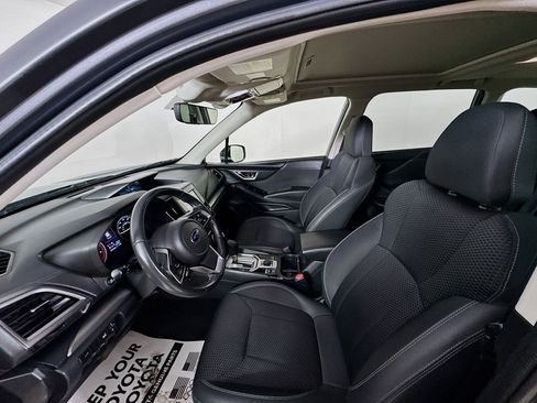 Used 2020 Subaru Forester Premium image 10