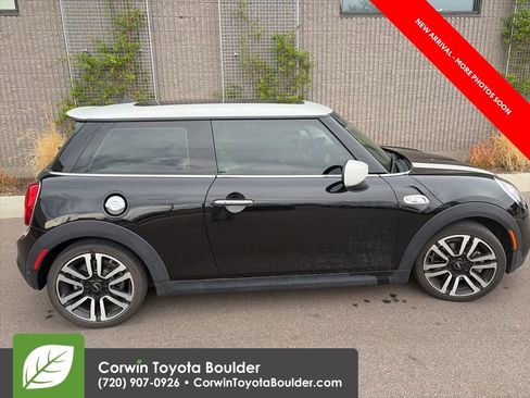 Used 2020 MINI Cooper S w/ Signature Upholstery Package image 5
