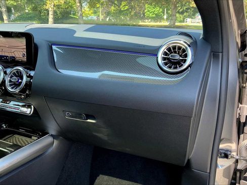 New 2026 Mercedes-Benz GLA 250 4MATIC image 10