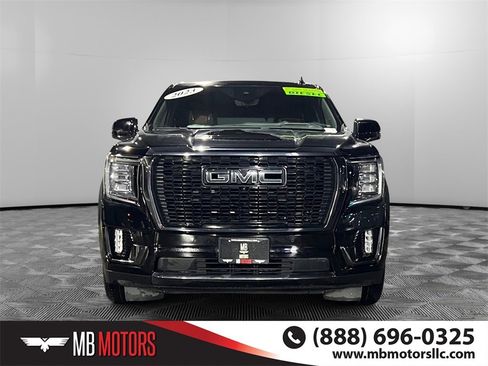 Used 2023 GMC Yukon Denali Ultimate image 11