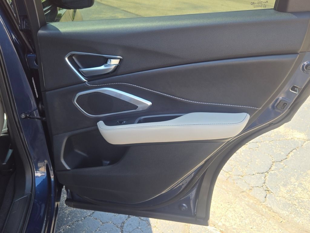 Certified 2025 Acura RDX SH-AWD image 12