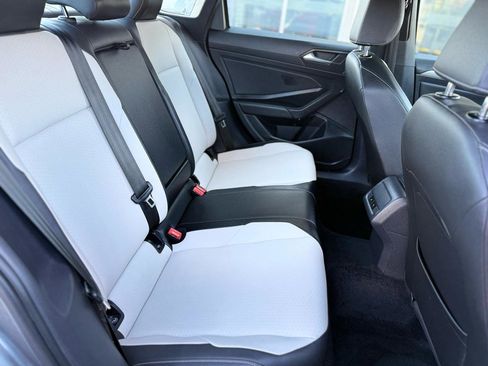 Used 2019 Volkswagen Jetta R-Line w/ R-Line Cold Weather Package image 17