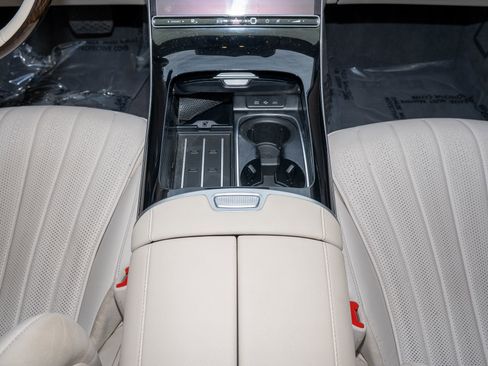 Used 2022 Mercedes-Benz S 500 S 500 image 25