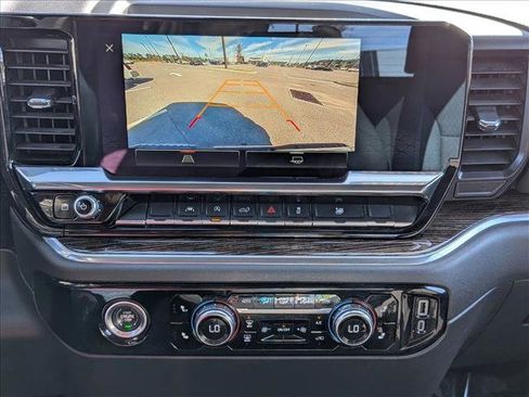 Used 2022 GMC Sierra 1500 SLE image 14