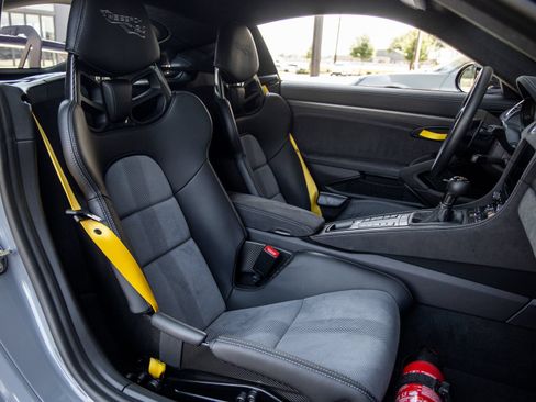 Certified 2024 Porsche 718 Cayman GT4 RS RWD image 50