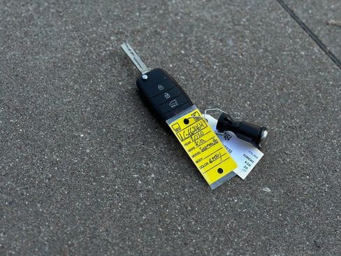Used 2020 Kia Sorento LX image 25