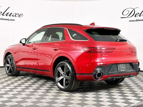 Used 2024 Genesis GV70 3.5T Sport w/ Sport Prestige Package image 4
