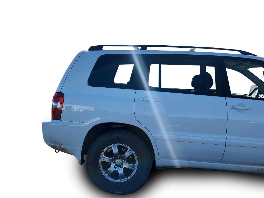 Used 2005 Toyota Highlander 2WD V6 w/ Appearance Pkg image 5