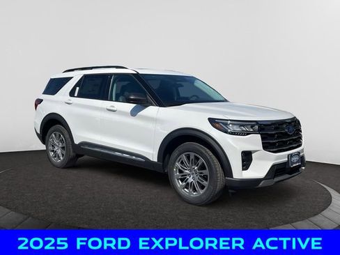 New 2025 Ford Explorer Active w/ Active Comfort Package image 7