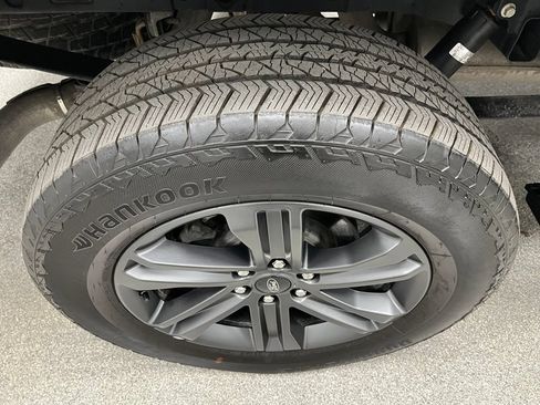 Used 2023 Ford F150 Lariat w/ Equipment Group 502A High AWD/4WD image 17
