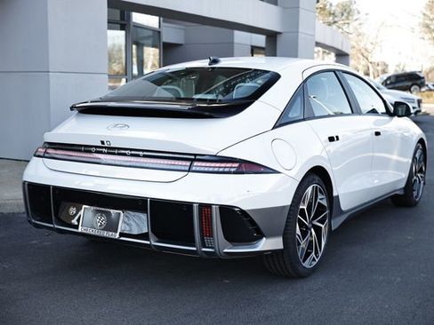 Used 2024 Hyundai Ioniq 6 SEL image 7