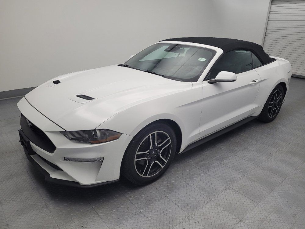 Used 2022 Ford Mustang Premium RWD image 2