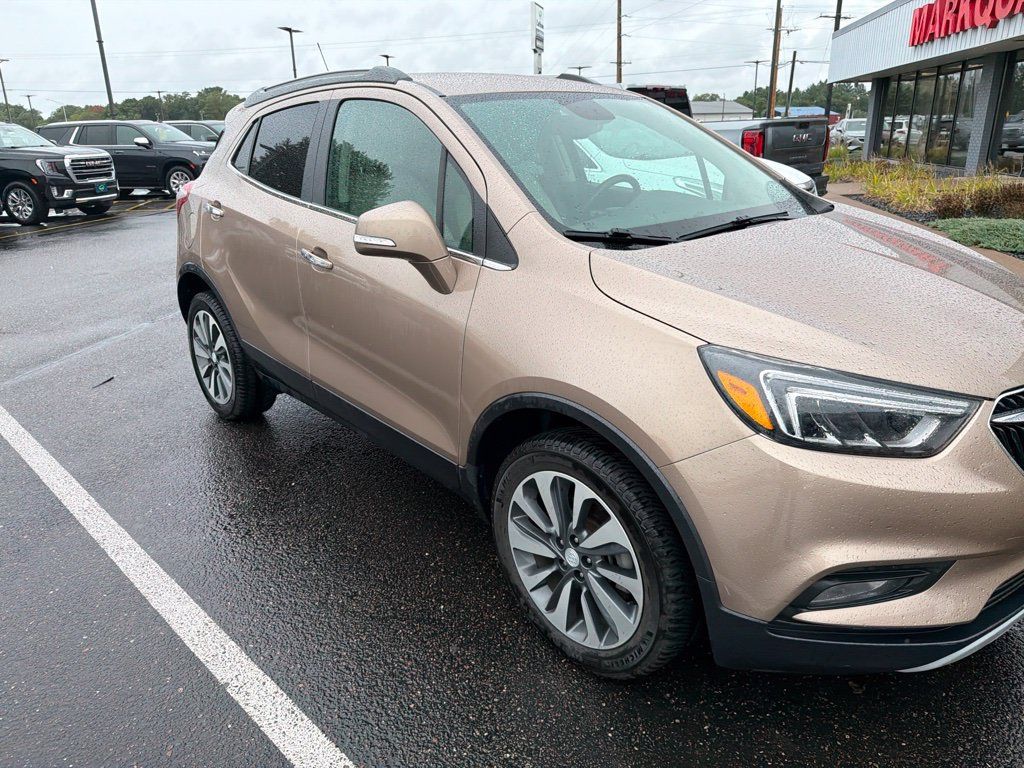 Used 2019 Buick Encore Essence AWD/4WD image 3