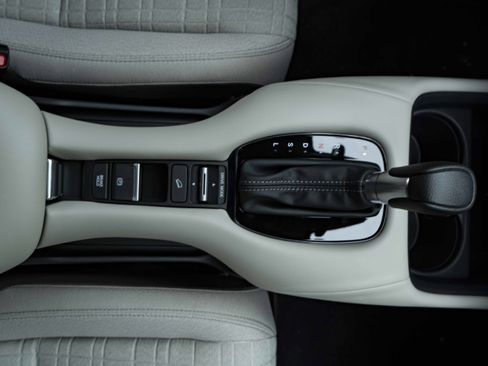 Used 2026 Honda HR-V LX image 27