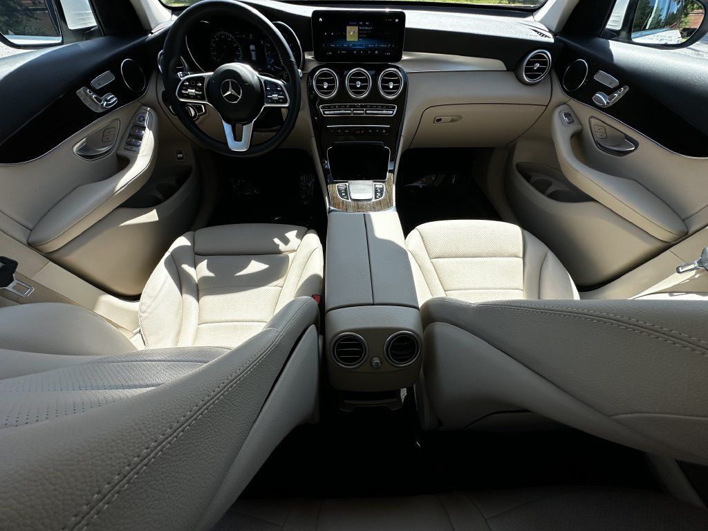 Certified 2022 Mercedes-Benz GLC 300 image 25