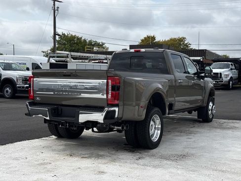 New 2027 Ford F450 King Ranch w/ Chrome Package AWD/4WD image 3