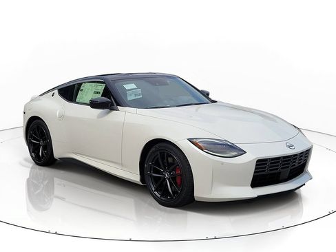 New 2026 Nissan Z Performance w/ Floor Mat Package RWD image 1