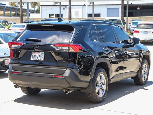 Certified 2025 Toyota RAV4 XLE w/ Convenience Package FWD image 6