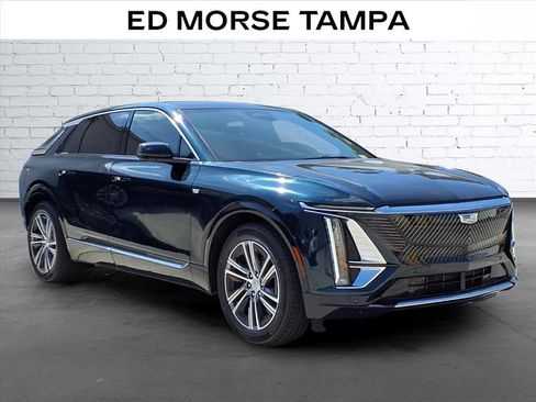 Used 2024 Cadillac Lyriq Luxury RWD image 5