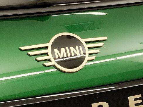 New 2026 MINI Cooper 2-Door Hardtop image 9