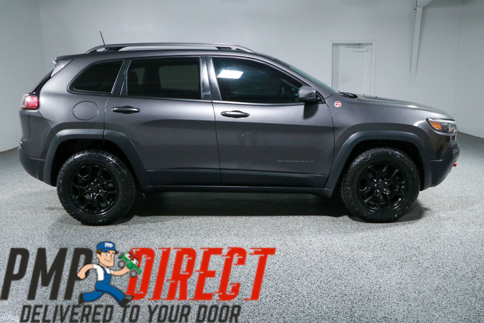 Used 2020 Jeep Cherokee Trailhawk w/ Trailer Tow Group AWD/4WD image 6