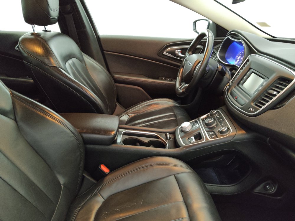 Used 2015 Chrysler 200 C FWD image 21