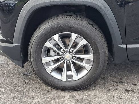 Used 2025 Chevrolet Equinox LT AWD/4WD image 8