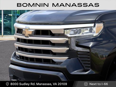 New 2026 Chevrolet Silverado 1500 High Country AWD/4WD image 13