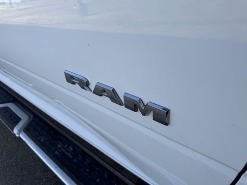 Used 2024 RAM 3500 Big Horn image 33