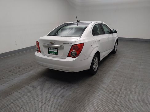 Used 2016 Chevrolet Sonic LT FWD image 9