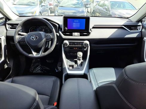 Used 2024 Toyota RAV4 XLE Premium image 9