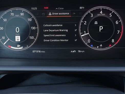 Used 2018 Land Rover Discovery HSE AWD/4WD image 41
