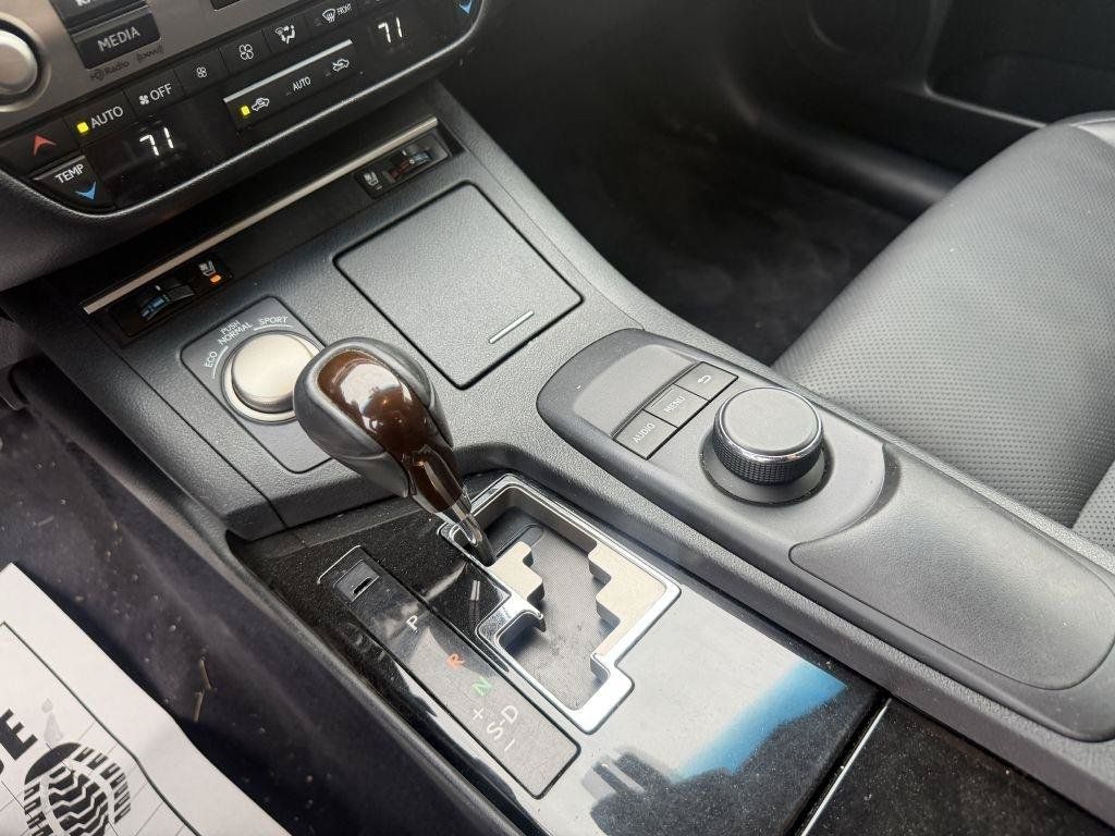 Used 2015 Lexus ES 350 w/ Premium Package FWD image 17