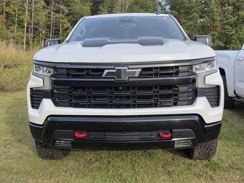 Used 2023 Chevrolet Silverado 1500 LT Trail Boss w/ LT Trail Boss Premium Package image 10