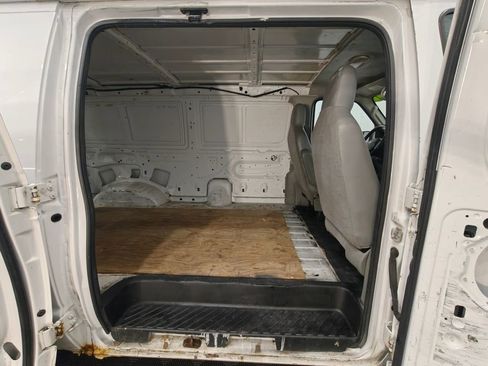 Used 2011 Ford E-150 and Econoline 150 w/ PWR Group image 22