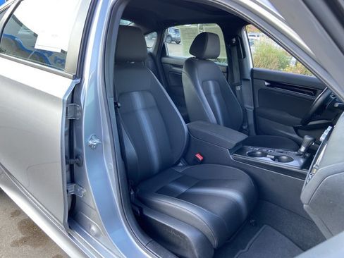 Used 2025 Honda Civic Sport image 21