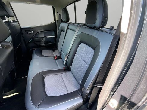 Used 2018 Chevrolet Colorado Z71 AWD/4WD image 18