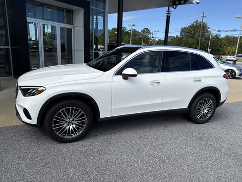 Certified 2026 Mercedes-Benz GLC 300 GLC 300 image 3