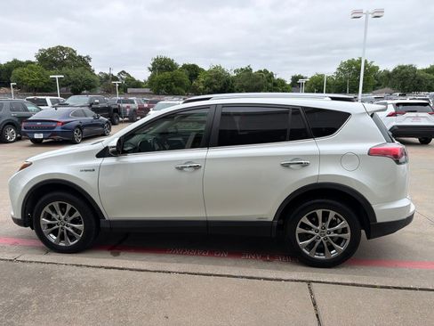 Used 2017 Toyota RAV4 Limited w/ Advanced Technology Package AWD/4WD image 4