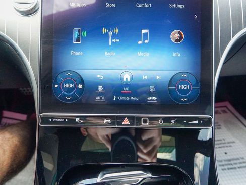 Used 2023 Mercedes-Benz C 300 4MATIC Sedan image 25