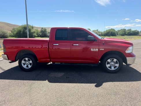 Used 2016 RAM 1500 Classic SLT AWD/4WD image 6