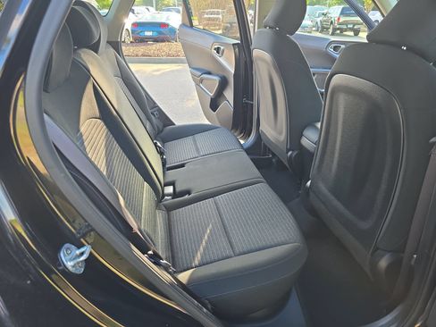 Used 2020 Kia Soul S FWD image 10