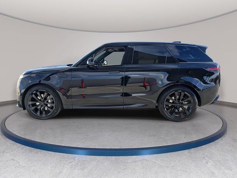 Used 2026 Land Rover Range Rover Sport Dynamic SE AWD/4WD image 8