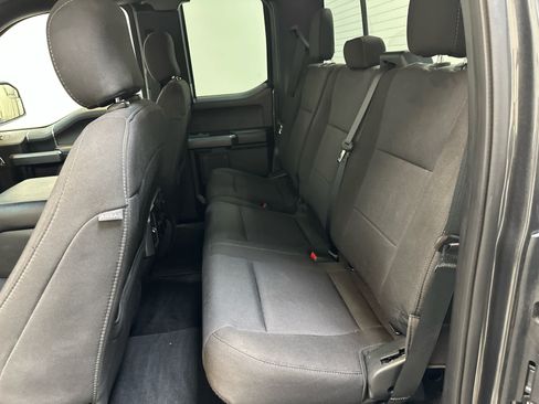 Used 2018 Ford F150 XLT w/ Equipment Group 302A Luxury AWD/4WD image 15