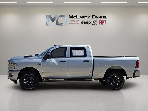 New 2026 RAM 2500 Tradesman AWD/4WD image 3