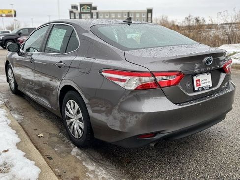 Certified 2020 Toyota Camry LE image 41