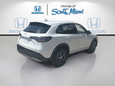 Used 2024 Honda HR-V EX-L image 7